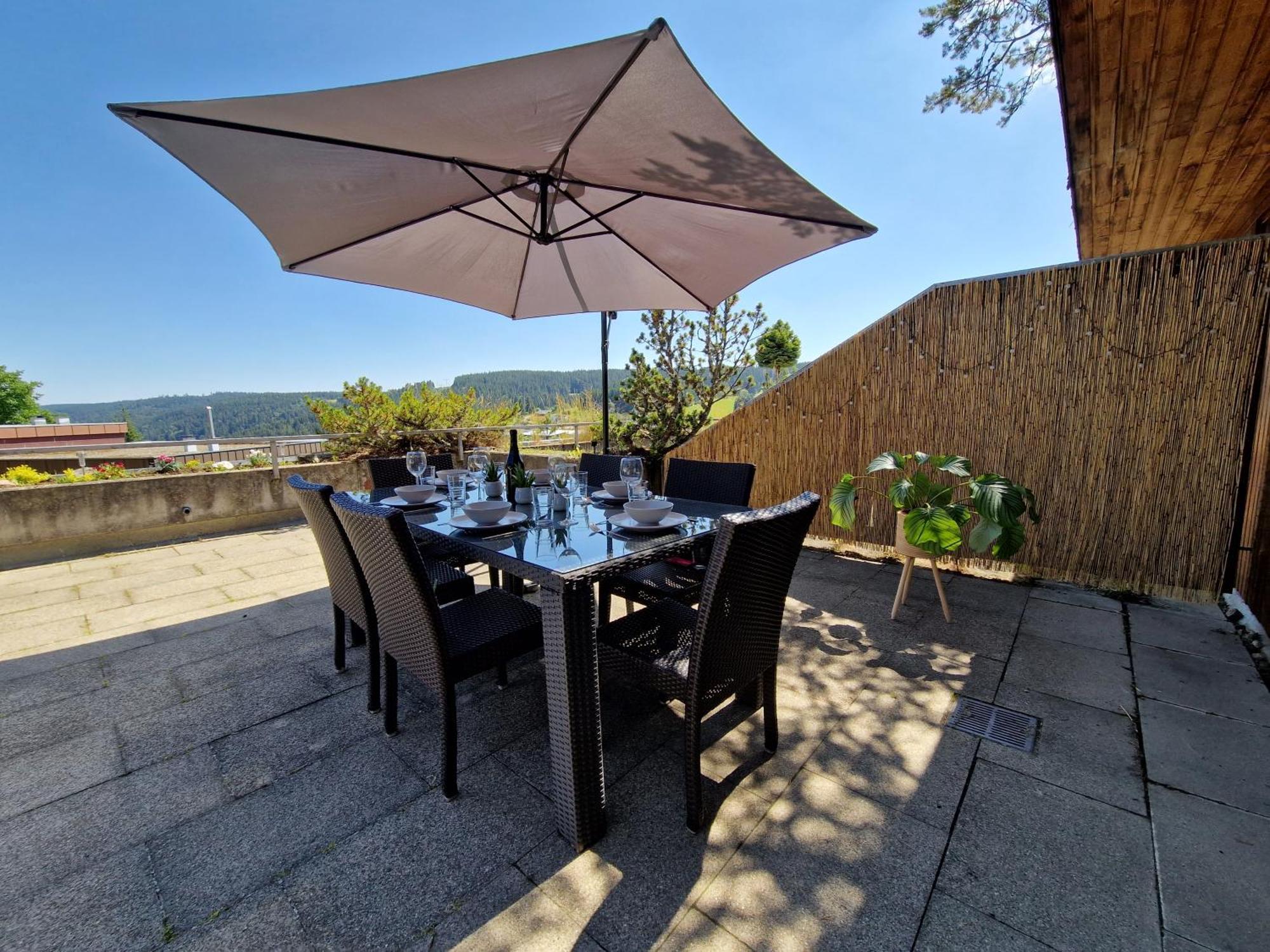 Grosse Terrasse, Netflix, 5Min Zum Skilift, 6 Personen, Waldnah, Schonach im Schwarzwald Esterno foto